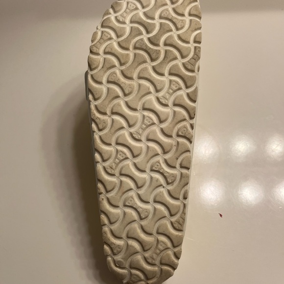 Birkenstock Arizona Essentials in White - Picture 5 of 13